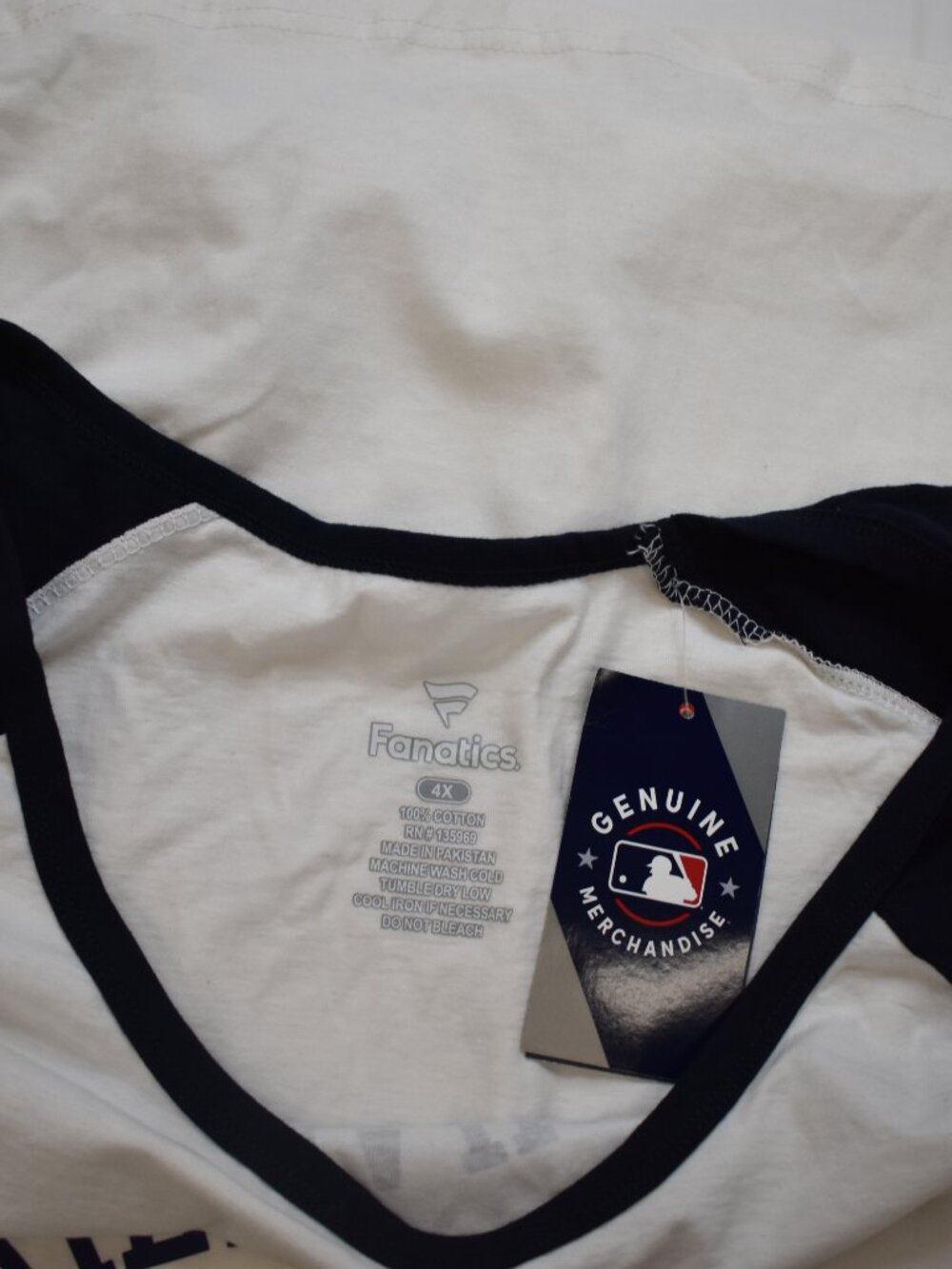 Fanatics Womens Plus Size MLB Milwaukee Brewers Baseball Raglan Shirt New 1X-4X - Picture 5 of 5